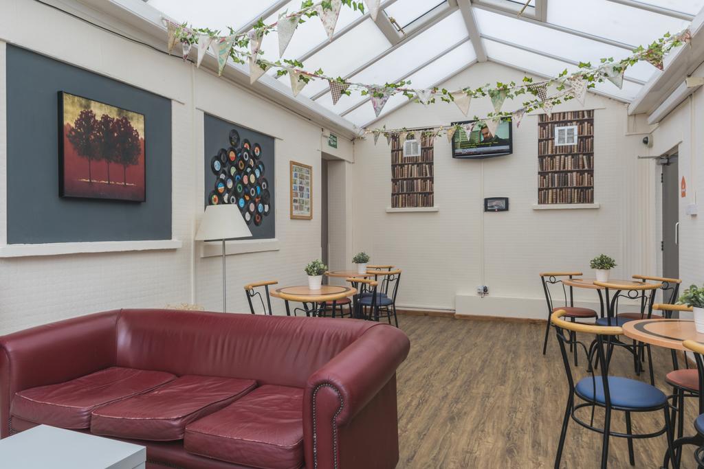 Auberge de jeunesse Nomad Backpacker à Cardiff Extérieur photo